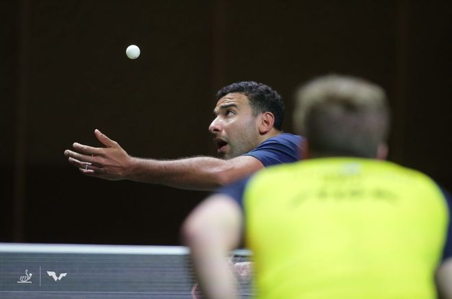 墙后直奔死 墙后直奔死